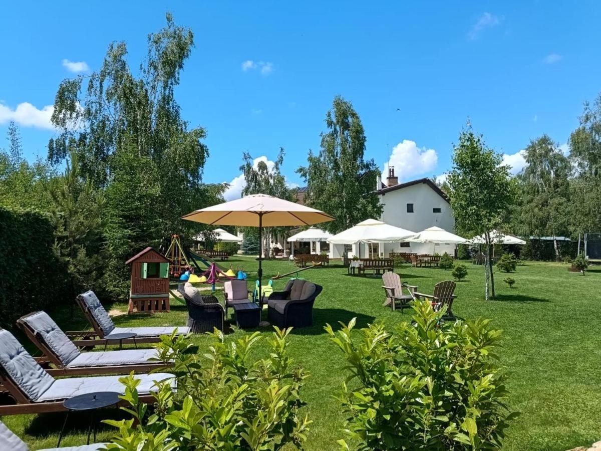 Natura Family Resort Avrig Extérieur photo